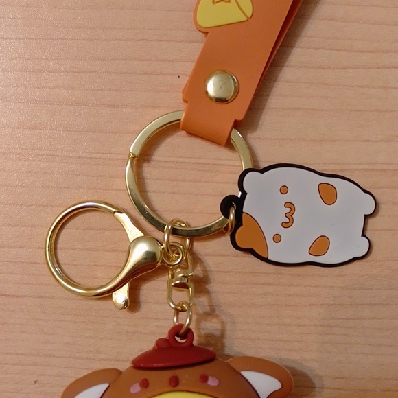 🆕 Sanrio Pompompurin Figurine Keychain Bag Clip - Picture 7 of 9